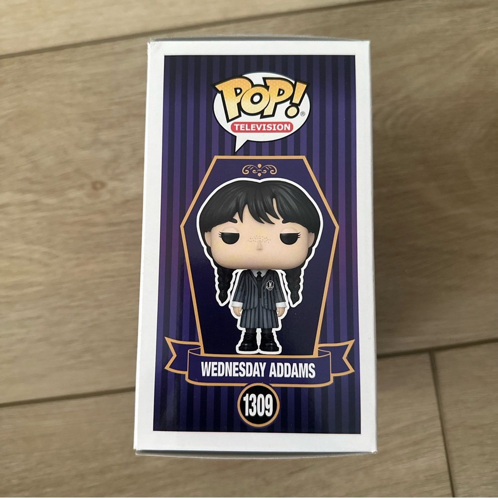 Funko POP! Wednesday Addams #1309 - Picture 4 of 8